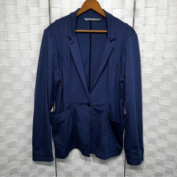 QOR Jackets & Blazers - QOR Women’s Travel Blazer Size Large Odor Control Navy Blue Business Casual